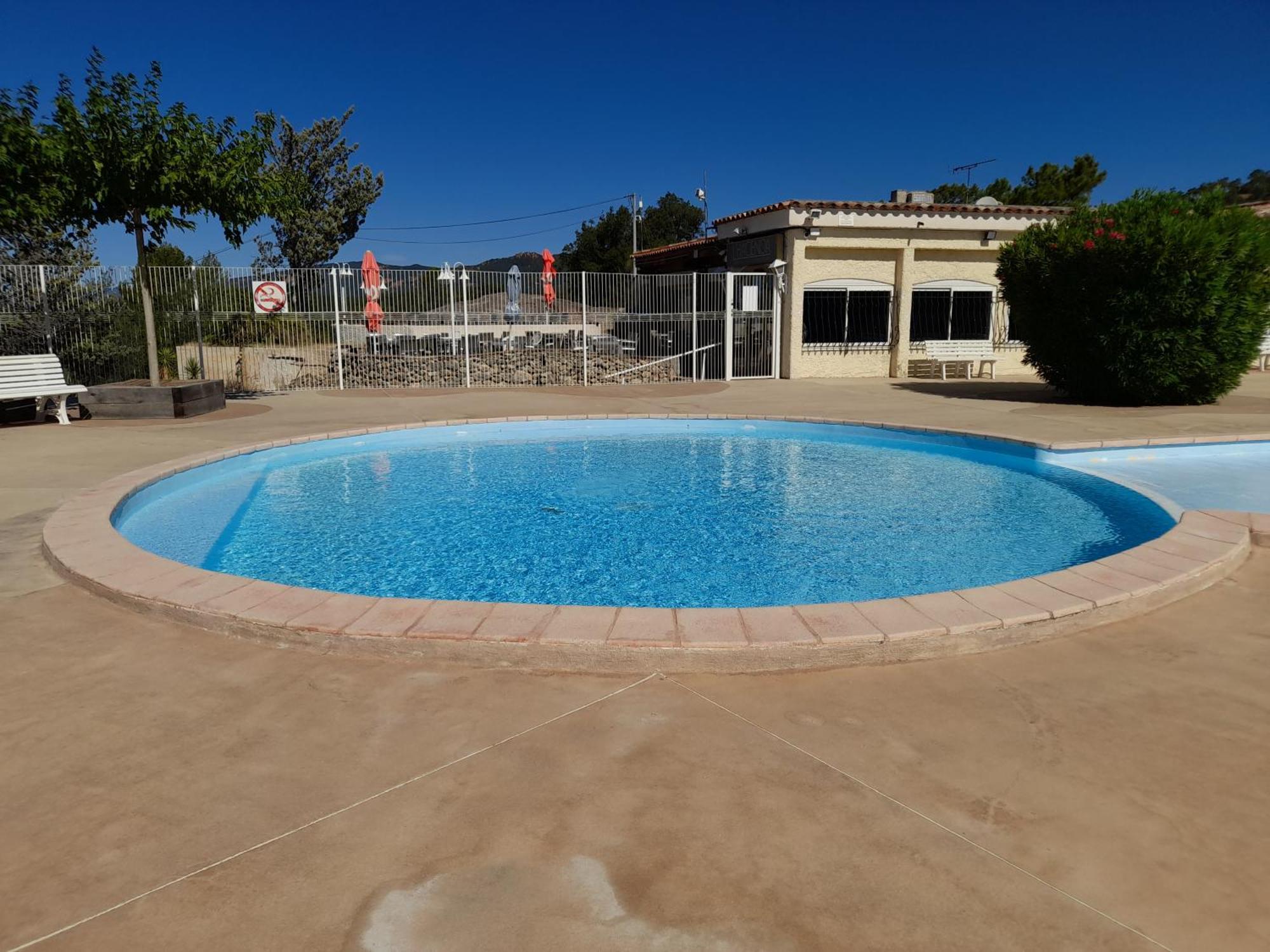 Dans Domaine Prive Villa *